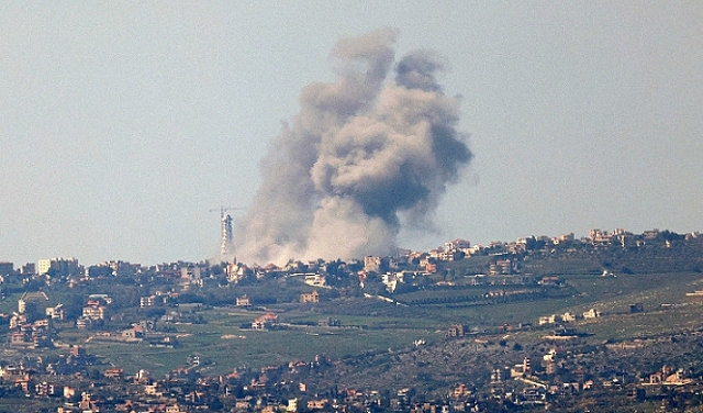 قصف إسرائيلي جنوبي لبنان وحزب الله يستهدف مواقع للاحتلال