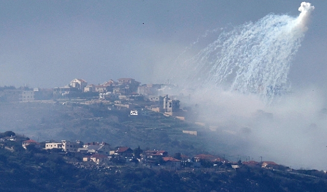 3 شهداء بقصف منزل في جنوب لبنان وحزب الله يهاجم أهدافا إسرائيلية