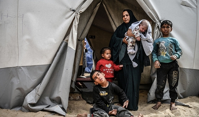 60 ألف امرأة حامل في غزة يعانين من سوء التغذية