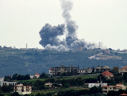 الاحتلال يغير على الجنوب اللبناني وحزب الله يستهدف قوّات إسرائيلية
