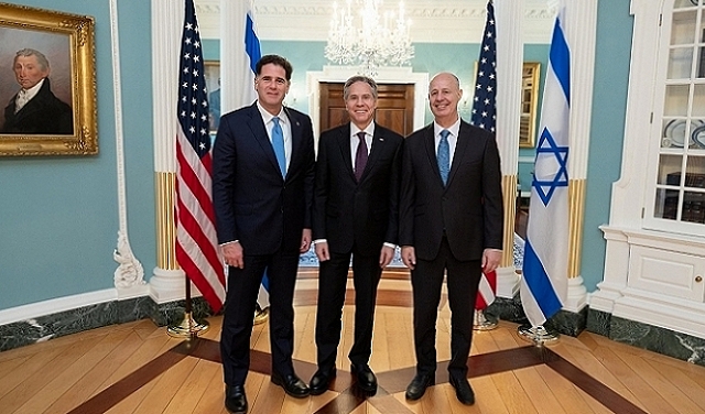 نتنياهو يقرّر إرسال ديرمر وهنغبي لواشنطن لبحث استمرار الحرب على غزة