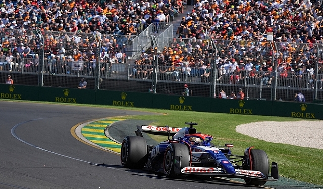 فورمولا 1.. الإسباني كارلوس ساينز يتوج بجائزة أستراليا الكبرى