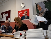 الأتراك ينتخبون رؤساء البلديات وإسطنبول تشكل اختبارا لإردوغان  