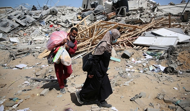 32,845 شهيدا في غزة: قصف وغارات على دير البلح