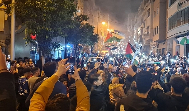 آلاف المتظاهرين في المدن المغربيّة يطالبون بفتح المعابر وإيصال المساعدات إلى غزّة