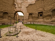 موقع "كاراكالا" الأثريّ في روما يفتتح "مرآة مائيّة" للآثار التاريخيّة