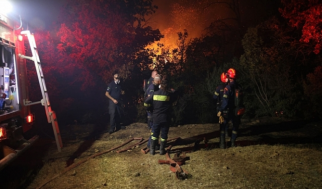 رفع التأهّب إلى المستوى الرابع : حرائق الغابات تعود إلى اليونان