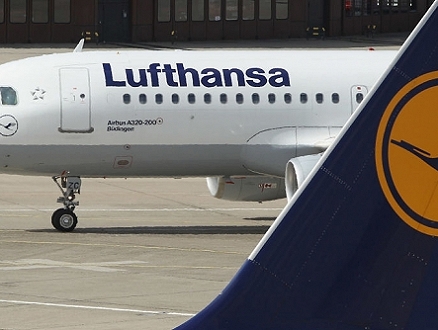 شركة الطيران الألمانية "لوفتهانزا" تمدد إلى السبت تعليق رحلاتها من وإلى طهران