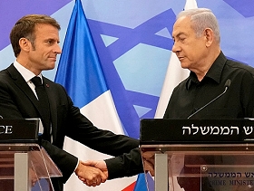 ماكرون سيهاتف نتنياهو.. نقف إلى جانب إسرائيل لضمان حمايتها