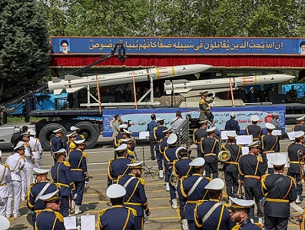 الاتحاد الأوروبي يفرض عقوبات جديدة على إيران