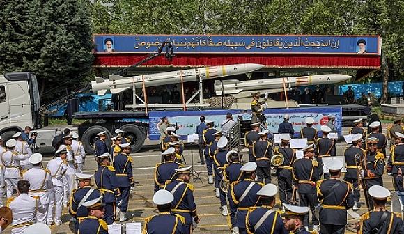 الاتحاد الأوروبي يفرض عقوبات جديدة على إيران  