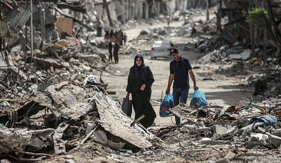 الحرب على غزة: شهداء ومصابون بغارات على غزة المدينة والشجاعيّة والزيتون 