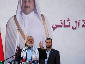 ما صحة التقارير حول مغادرة قادة حماس الدوحة؟