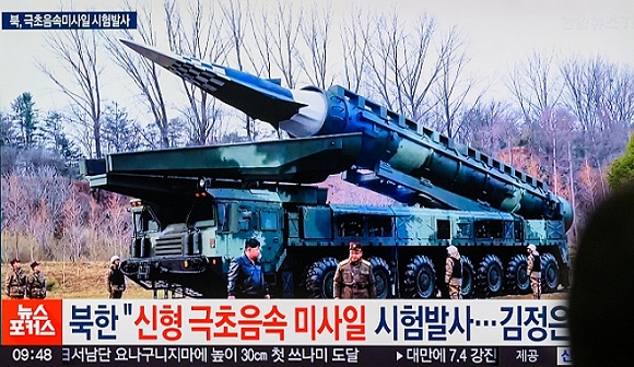 كوريا الشمالية: كيم يشرف على مناورة تحاكي هجوما نوويا مضادا