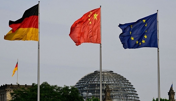 توقيف مساعد لنائب في البرلمان الأوروبي بشبهة التجسس لحساب الصين