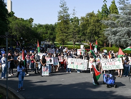 الشرطة الأميركيّة تعتقل طلّابًا مؤيّدين لفلسطين في جامعة كاليفورنيا