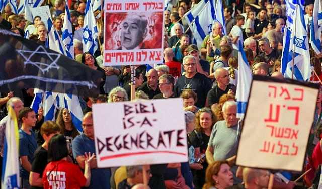 استطلاعان: أغلبيّة إسرائيليّة تريد استقالة نتنياهو فورا... وغانتس متصدّرا 
