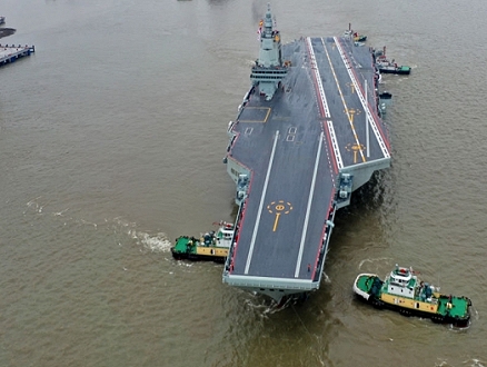 "فوجيان": الصين تُجري التجارب البحريّة الأولى على حاملة طائرات 