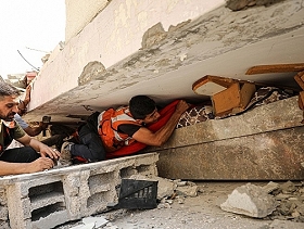 الحرب على غزة: شهداء وجرحى بقصف على مناطق مأهولة بالقطاع