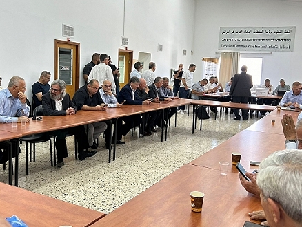 بدء عملية انتخاب رئيس اللجنة القطرية لرؤساء السلطات المحلية العربية