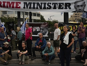 مسؤول إسرائيلي: نتنياهو لا يسمح بتقدم مفاوضات تبادل الأسرى