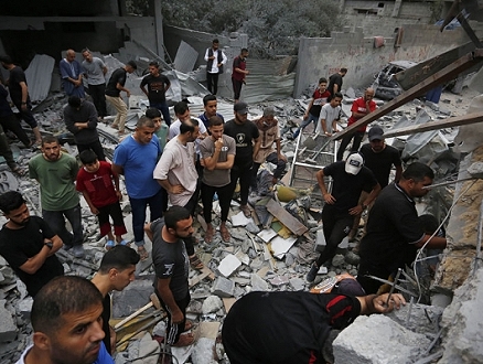 الحرب على غزة: 34,971 شهيدا وغارات على على رفح وجباليا وقصف عسقلان