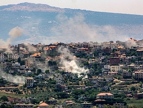 الجيش الإسرائيلي يهاجم مواقعا لحزب الله في جنوب لبنان