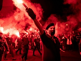 فون دير لايين تتهم الأحزاب اليمينية المتطرفة بمحاولة "تدمير" أوروبا