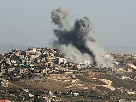شهداء بغارات إسرائيلية في لبنان وحزب الله يستهدف مواقع للاحتلال