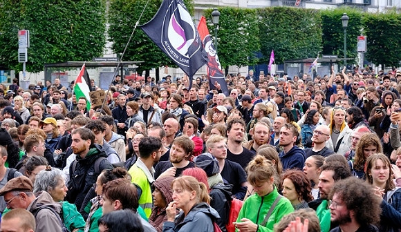 آلاف المتظاهرين في بروكسل ضد اليمين المتطرف