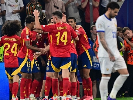 يورو 2024: إسبانيا تطيح بفرنسا وتتأهل للنهائي