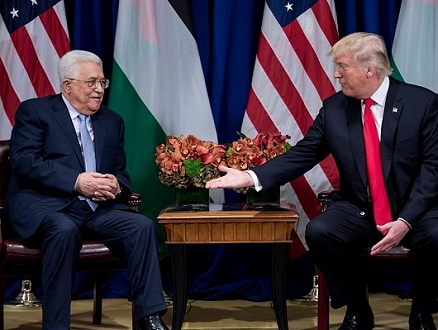 ترامب يتلقى رسالة من عباس: "أتوقع تحقيق السلام بالشرق الأوسط"