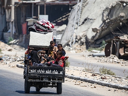 الحرب على غزة: جيش الاحتلال يعلن توسيع عملياته في خانيونس والتقدّم نحو دير البلح