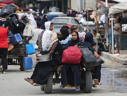 مليون نازح في دير البلح