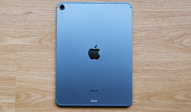 استعراض جهاز Apple iPad Air 12.9: شاشة ضخمة وتجربة مستخدم غامرة