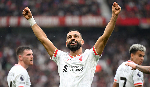 محمد صلاح يقود ليفربول للفوز على أستون فيلا بثنائية