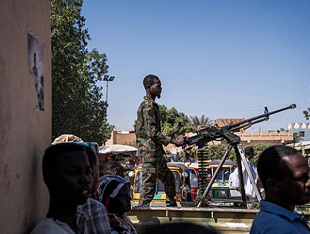 البرهان يرحّب بعرض تركي لحلّ النزاع في السودان