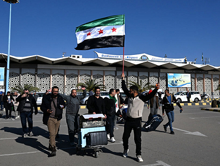 استئناف الرحلات الدولية بمطار دمشق رسميا للمرة الأولى منذ سقوط الأسد... "عوملنا بفوقية" سابقا