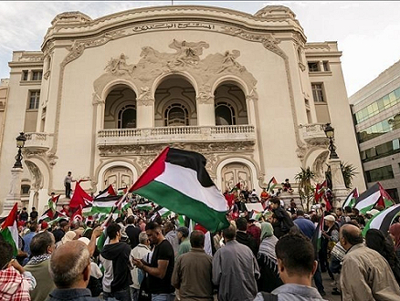 تونس: وقفة "النصر" احتفاء بالأسرى الفلسطينيين المحررين