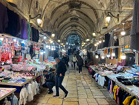 القدس المحتلة في رمضان: بهجة غائبة وتضييقات إسرائيليّة مستمرّة