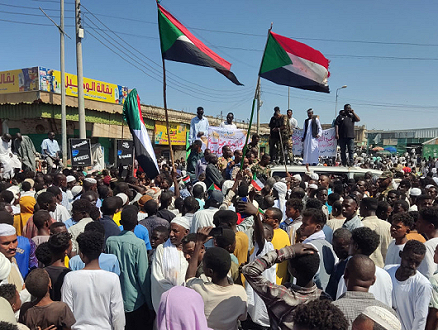 الاتحاد الإفريقي يحذر من خطر تقسيم السودان بعد تشكيل حكومة موازية